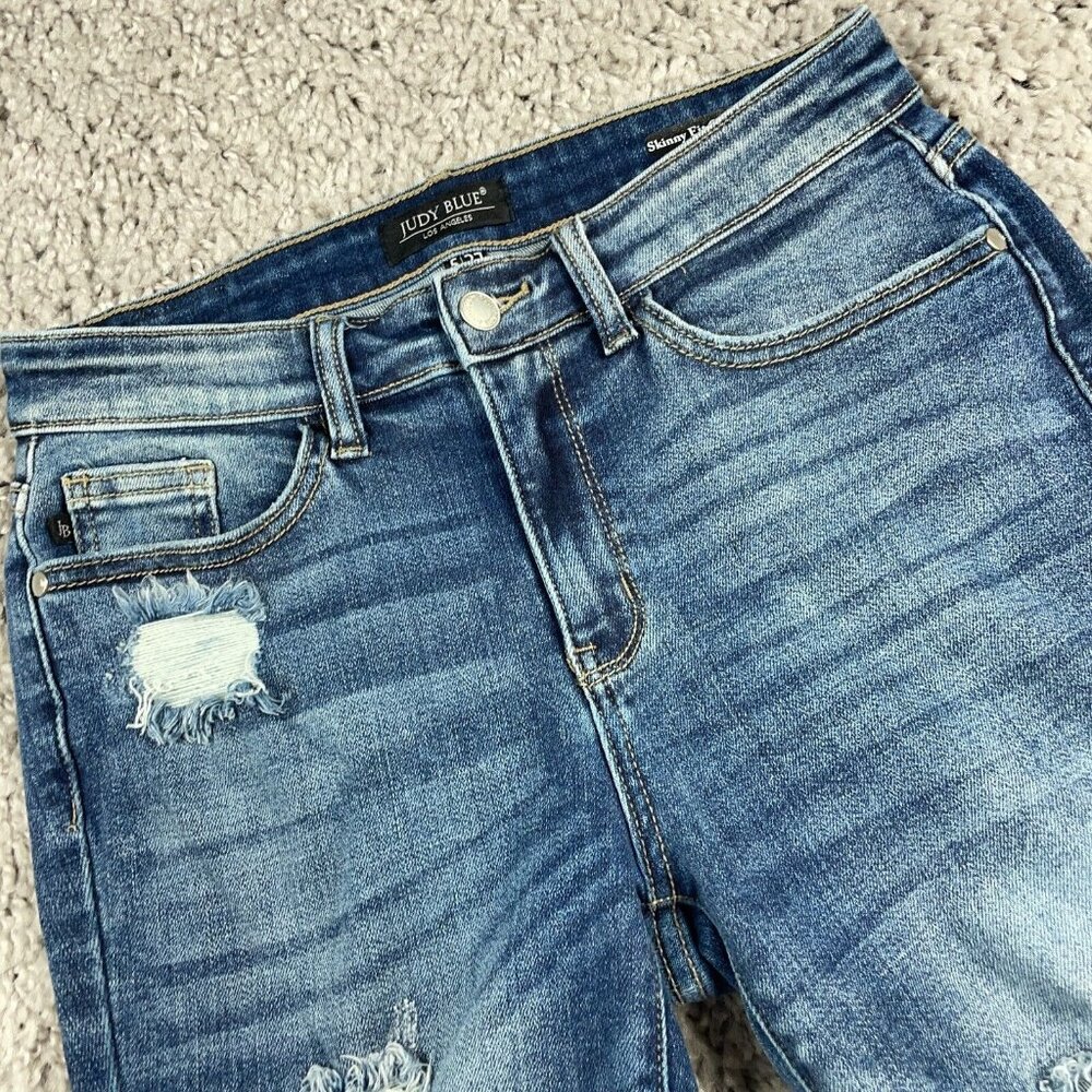 Judy Blue Jeans Women's Size 5/27 Heavy Sanded Mid-Rise Destroyed Skinny Capris